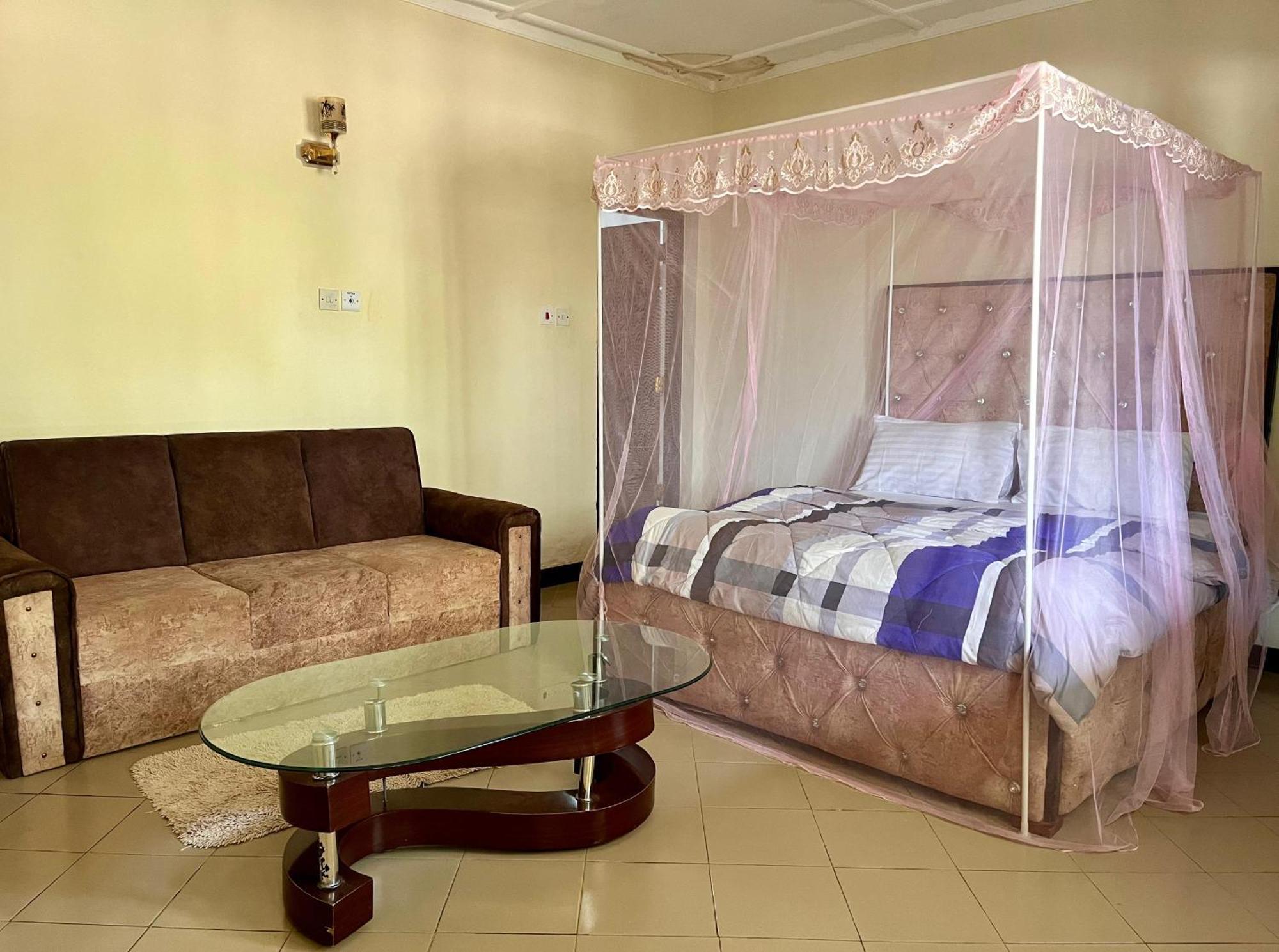 Akogo House - Bnb , Hostel, Backpackers & Volunteer Center Μομπάσα Εξωτερικό φωτογραφία
