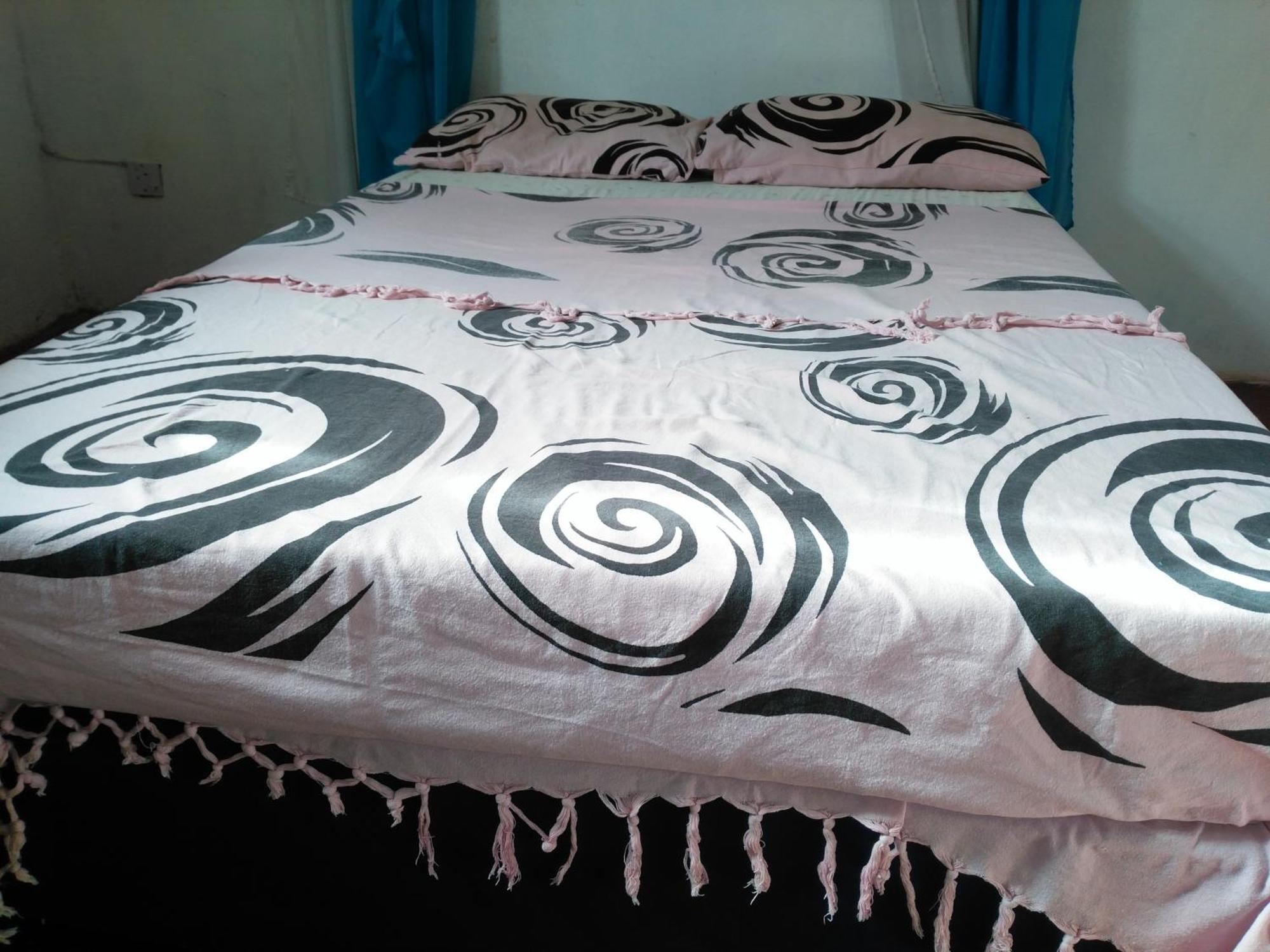 Akogo House - Bnb , Hostel, Backpackers & Volunteer Center Μομπάσα Εξωτερικό φωτογραφία