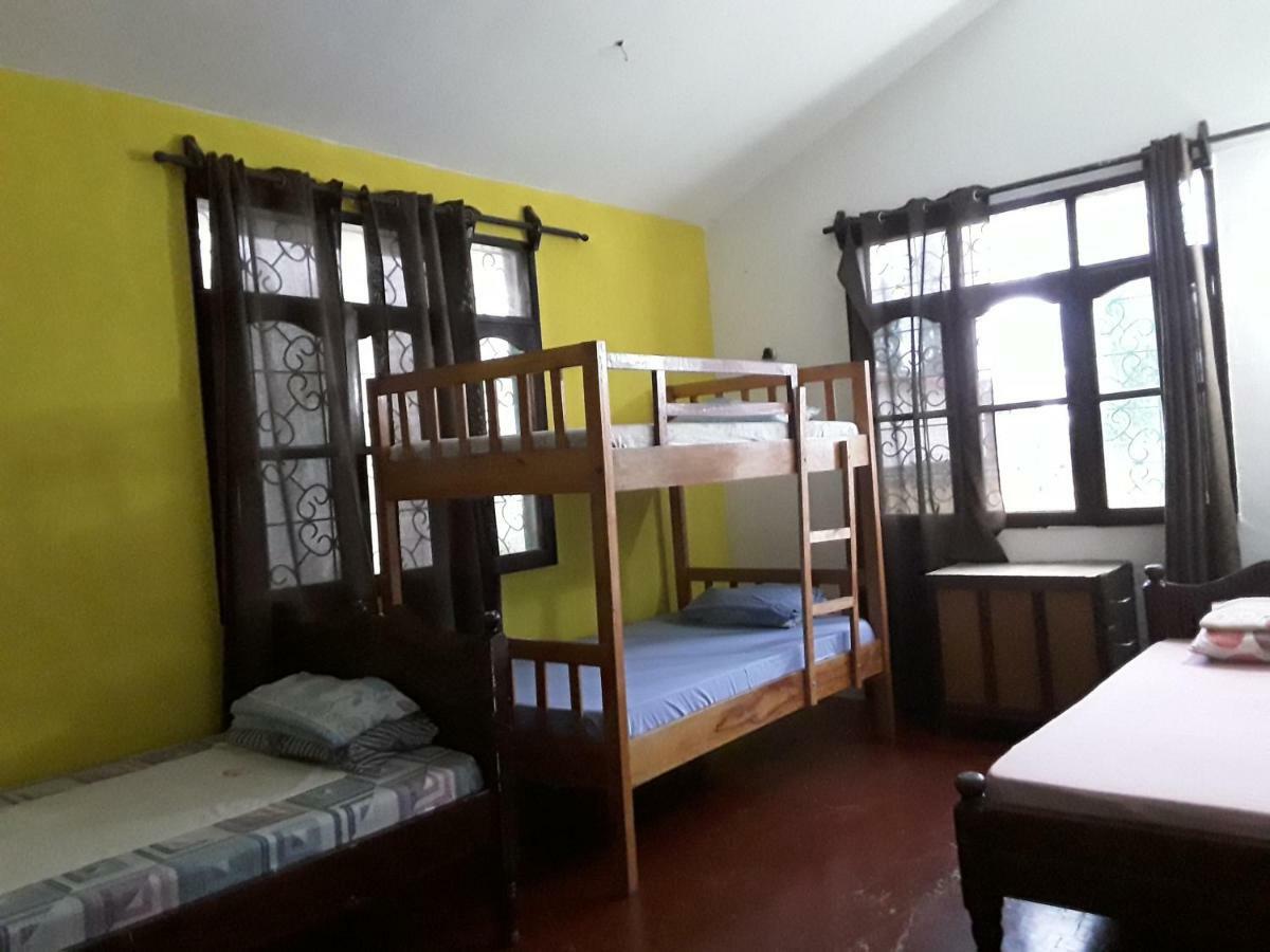 Akogo House - Bnb , Hostel, Backpackers & Volunteer Center Μομπάσα Εξωτερικό φωτογραφία